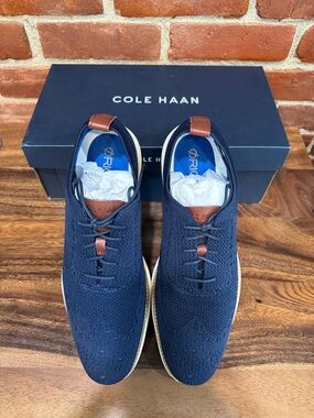 Cole Haan Navy Knit OriginalGrand Stitchlite
Wingtip Oxford.   Size 12